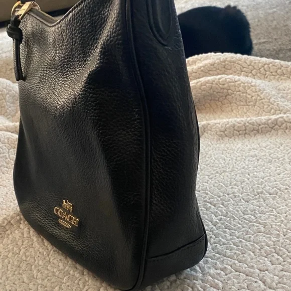 Coach Black Pebbled Leather Shoulder Bag - Picture 8 of 10